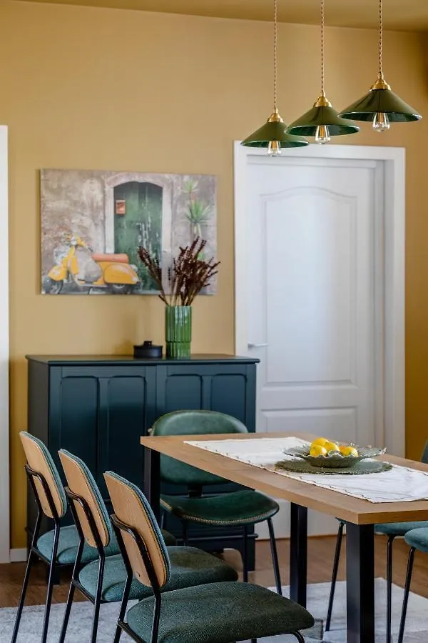 Holt - Dolce In Napoli Apartment Bucureşti